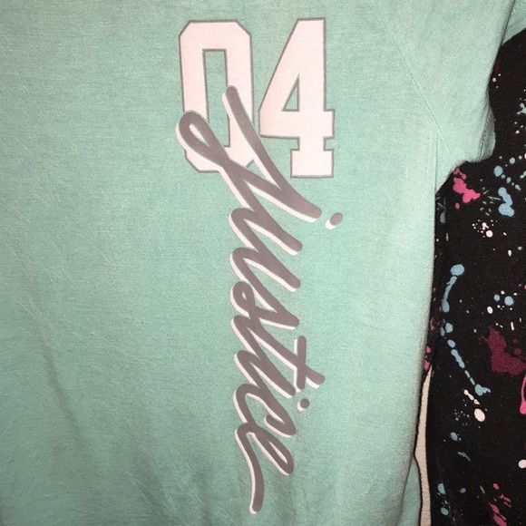 JUSTICE Sweatshirt and T-Shirt - Picture 11 of 11